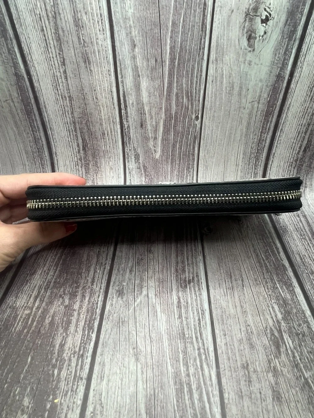TORY BURCH Snakeskin Embossed Leather Zip Continental Wallet LIKE NEW